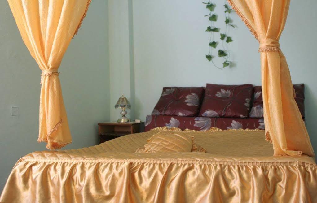 Guest House Edelvais Dve Mogili Екстер'єр фото